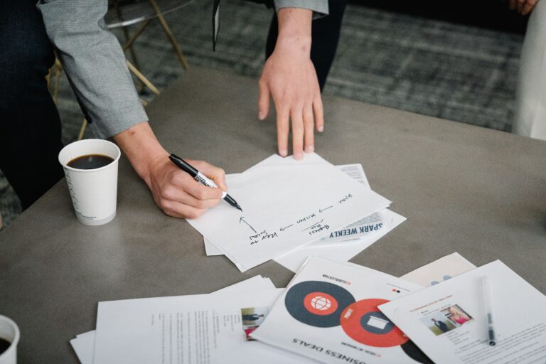 Business Bank Accounts for Ecommerce Sellers UK: A Guide to Banking, Payment Gateways and Merchant Fees for Amazon, Shopify, eBay, Etsy and TikTok Shop Sellers