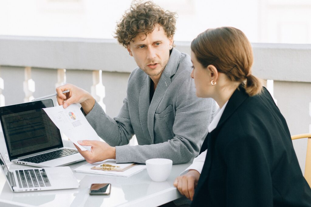 Sole traders with self-employment income Landlords with property income You’ll keep digital records of your income and expenses You’ll use compatible software to send updates to HMRC every 3 months